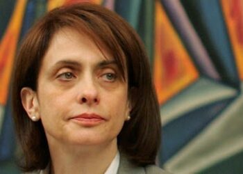 Надежда Нейнски става главсек на ЧИС