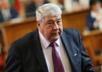 Гърневски на апаратна вентилация в Пълмед