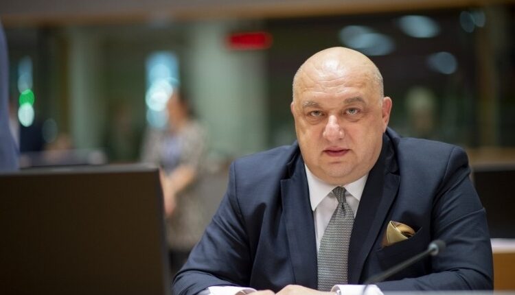Дербито Локо – Ботев без публика