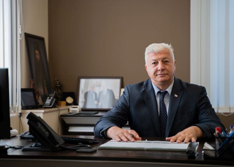 Здравко Димитров: Да посрещнем с надежда 2021!