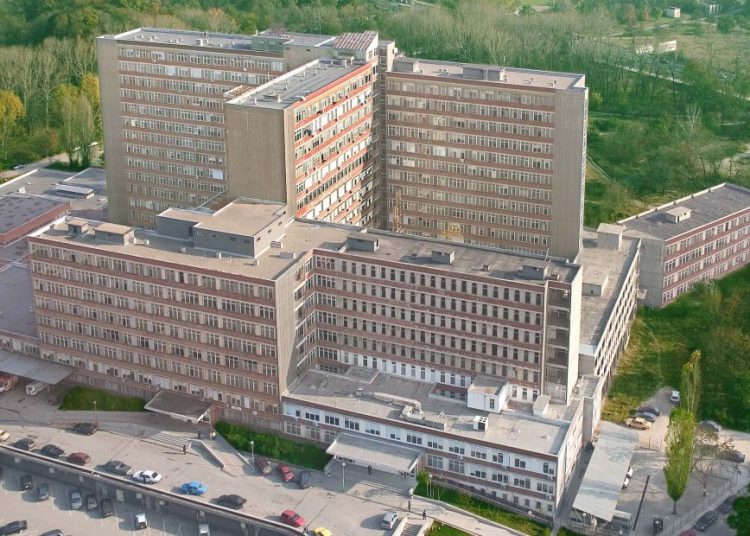 4-килограмова киста у дете на 14 г.