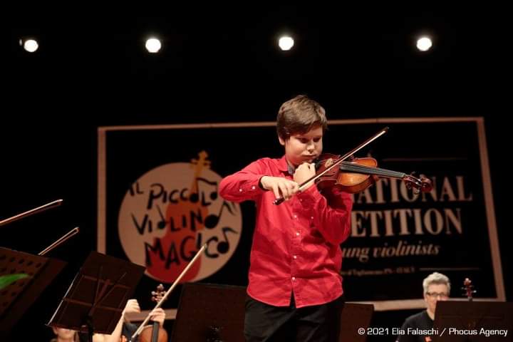 Виктор Василев се завърна от Il Piccolo Violino Magico