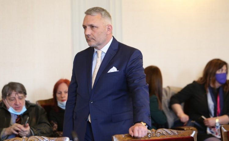 ВКС осъди ИБНИ депутата Хаджигенов за клевета