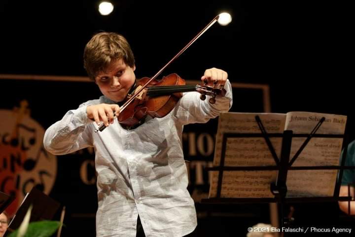 Виктор Василев се завърна от Il Piccolo Violino Magico