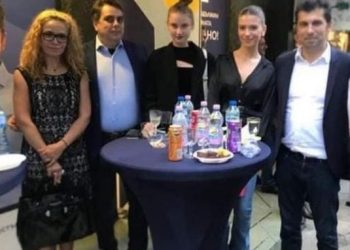 ДБ изпраща кметицата си Иванчева в Сливенския