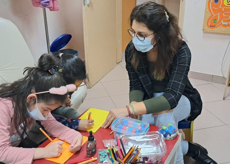 Деца със специални потребности – с Малката русалка