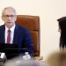 Габриел слуша Денков