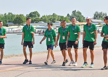 3 български лодки гребат за медали в Пловдив