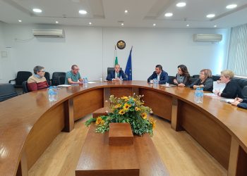 „Родопи“ иска пловдивски автобуси до яката
