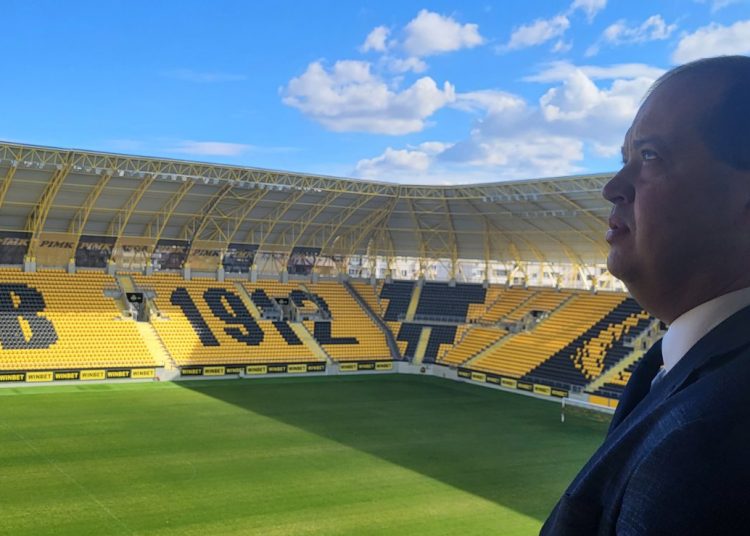 Стадион „Ботев“ готов за лиценз от БФС