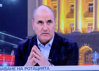 Нотариуса имал интерес и към КТБ