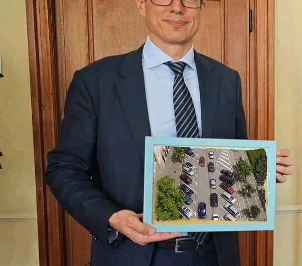 Васко, покажи на другите деца…