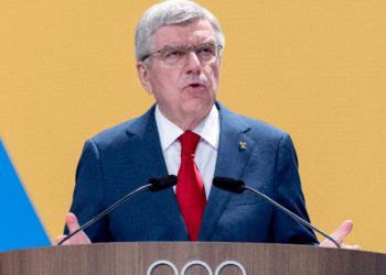 Томас Бах: Трансджендърите в бокса са 100% жени