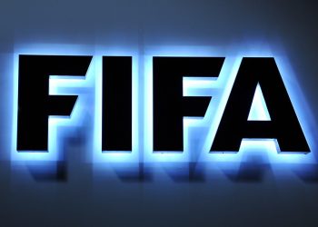 Брадва от ФИФА за Локо и Ботев