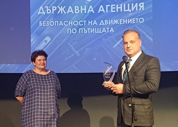 Атанас Ташков с награда за пътна безопасност