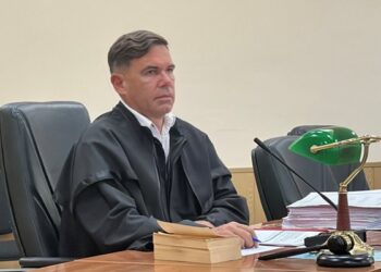 Някакъв калъф упрекнал съдия…