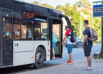 Безплатни ученически карти в Пловдив