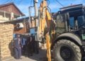 Бутат незаконна къща на дилър в гетото