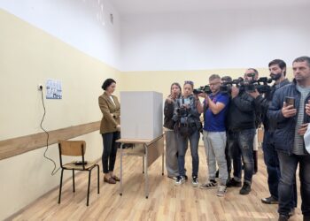 4.4% избирателна активност към 10:00 ч.