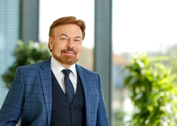 Мило Борисов купува Ботев Пловдив